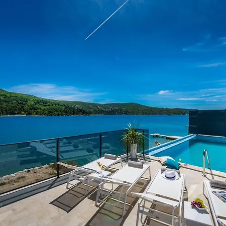 Villa Sol Del Mar Iii *